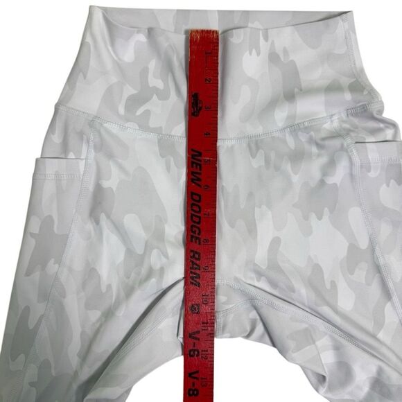 BuffBunny Limitless Leggings Snow Camo Women’s Size XS‎ - Picture 7 of 9